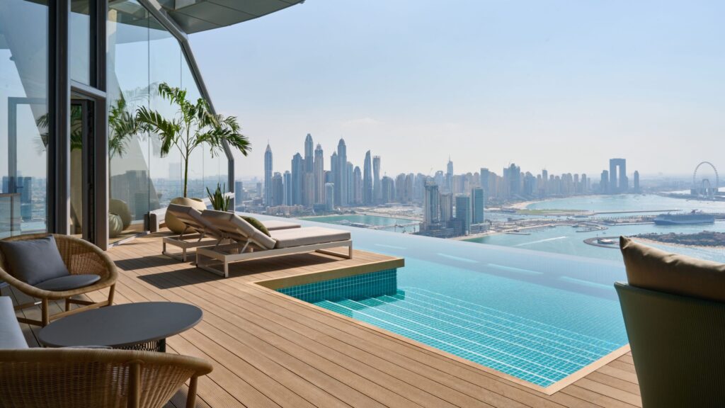 Read more about the article Top Swimming Pool Designs for Luxury Villas in Dubai